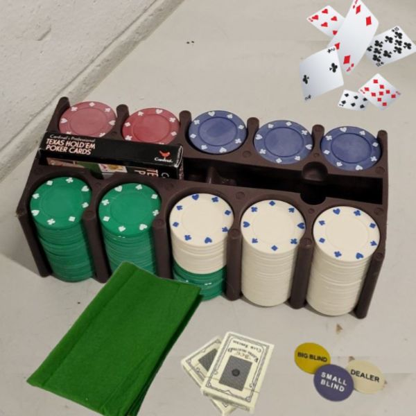 Texas Hold 'em Poker set sa 200 žetona i 2 špila karte